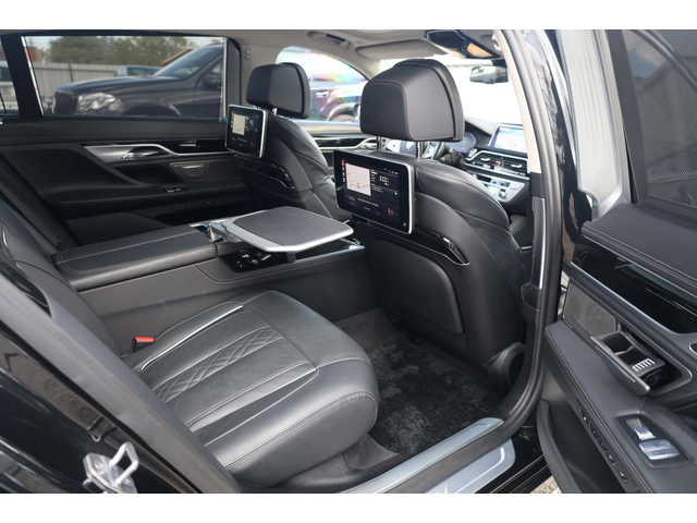 BMW 750 750 - автомобили, коли, обяви за нови и употребявани 7