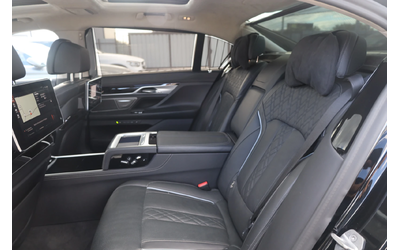 BMW 750 750 - автомобили, коли, обяви за нови и употребявани 8