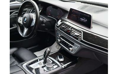 BMW 750 Long/xDrive/Individual/Harman Kardon/Обдухване/RSE - автомобили, коли, обяви за нови и употребявани 11