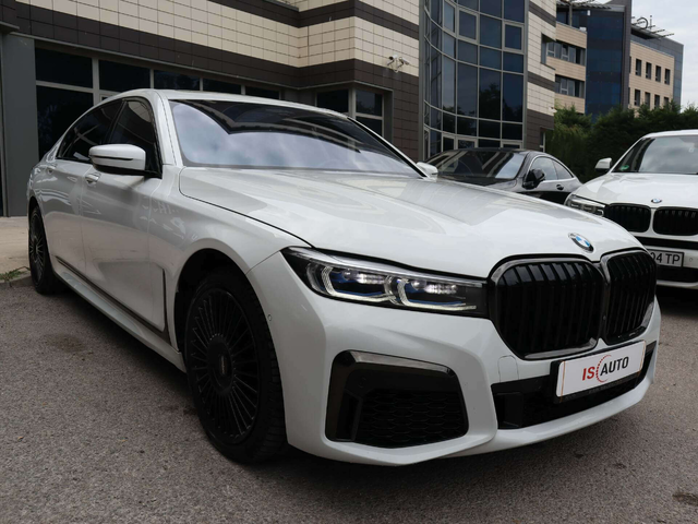 BMW 750 Long/xDrive/Individual/Harman Kardon/Обдухване/RSE - автомобили, коли, обяви за нови и употребявани 1