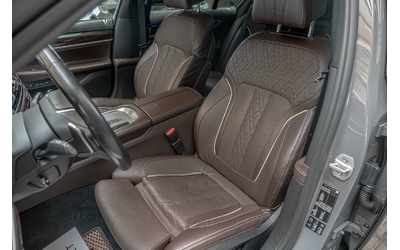 BMW 750 М-Packet/xDrive/Harman Kardon/HuD/Обдухване/Камера - автомобили, коли, обяви за нови и употребявани 10