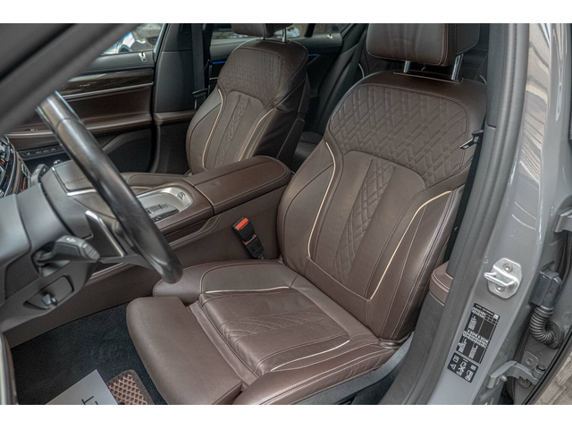 BMW 750 М-Packet/xDrive/Harman Kardon/HuD/Обдухване/Камера - автомобили, коли, обяви за нови и употребявани 10