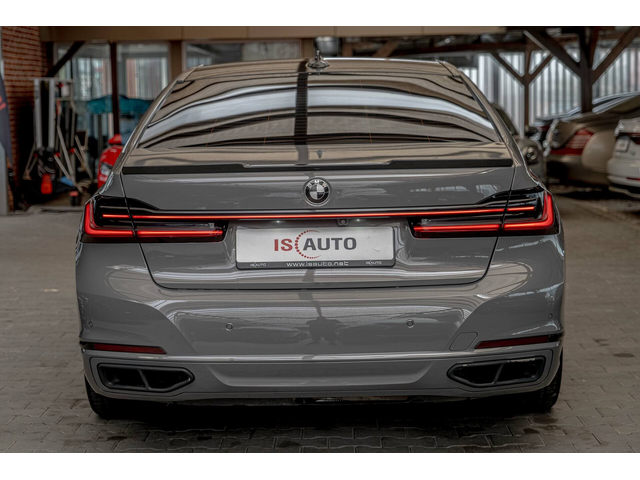 BMW 750 М-Packet/xDrive/Harman Kardon/HuD/Обдухване/Камера - автомобили, коли, обяви за нови и употребявани 3
