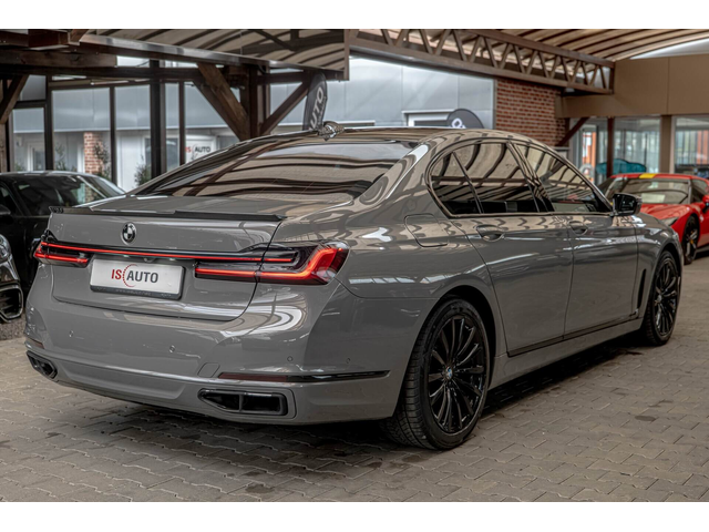 BMW 750 М-Packet/xDrive/Harman Kardon/HuD/Обдухване/Камера - автомобили, коли, обяви за нови и употребявани 5