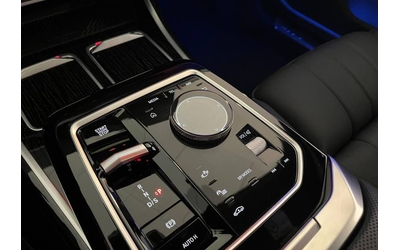 BMW 750е 750е Plug-in Hybrid xDrive - автомобили, коли, обяви за нови и употребявани 9