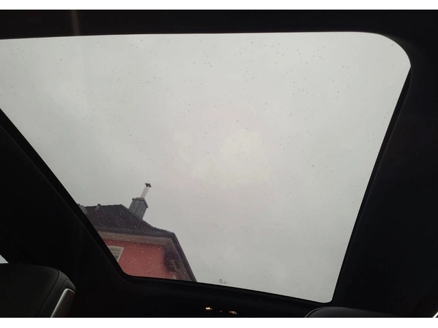 BMW 750e 750e xDrive - автомобили, коли, обяви за нови и употребявани 7