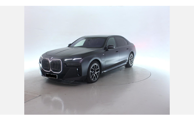 bmw-750e-xdrive-sedan - 0