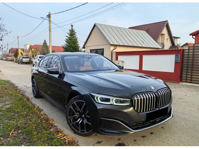 BMW 750i 750i xDrive - автомобили, коли, обяви за нови и употребявани 1