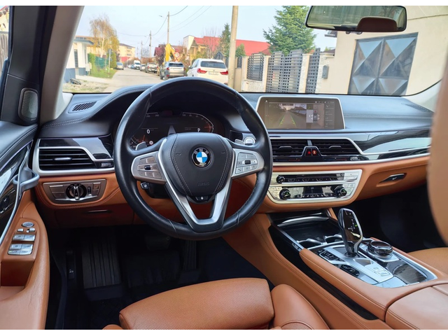 BMW 750i 750i xDrive - автомобили, коли, обяви за нови и употребявани 4