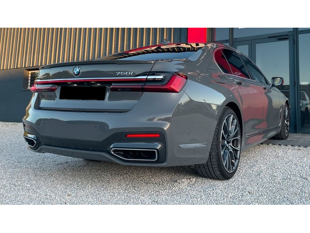 BMW 750i 750i xDrive M-Pack - автомобили, коли, обяви за нови и употребявани 1