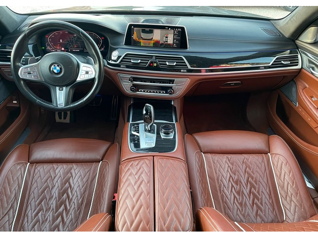 BMW 750i 750i xDrive M-Pack - автомобили, коли, обяви за нови и употребявани 5