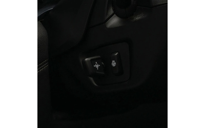 BMW 750i 750i xDrive M-Sport - автомобили, коли, обяви за нови и употребявани 7