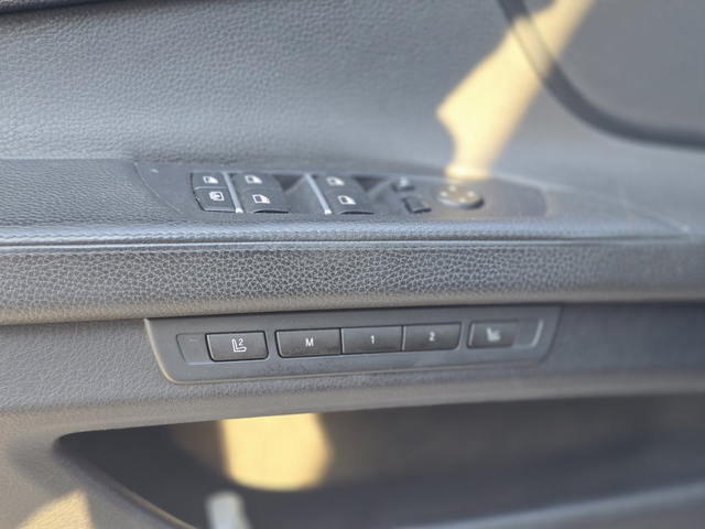 BMW 750il xDrive 2010 - автомобили, коли, обяви за нови и употребявани 10