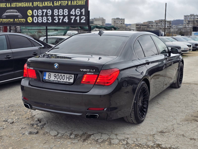 BMW 750il xDrive 2010 - автомобили, коли, обяви за нови и употребявани 3