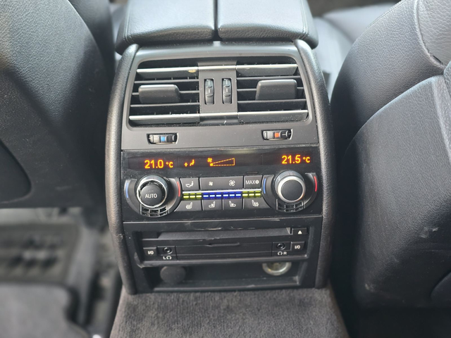 BMW 750il xDrive 2010 - автомобили, коли, обяви за нови и употребявани 8