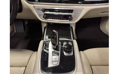 BMW 750Li xDrive - автомобили, коли, обяви за нови и употребявани 12
