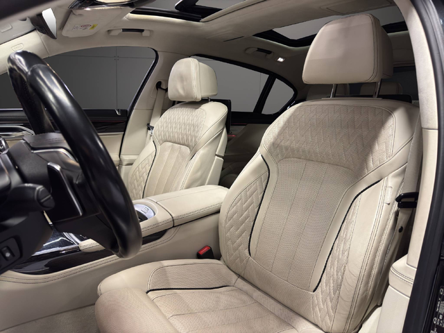 BMW 750Li xDrive - автомобили, коли, обяви за нови и употребявани 26