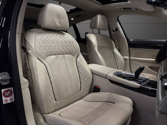 BMW 750Li xDrive - автомобили, коли, обяви за нови и употребявани 32