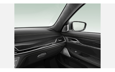 BMW 750Li xDrive Sedan - автомобили, коли, обяви за нови и употребявани 10