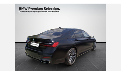 bmw-750li-xdrive-sedan - 1