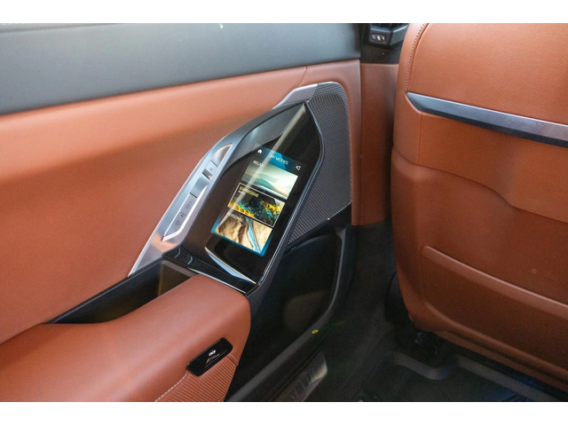 BMW 760 Swarovski* Mineral White Metallic - автомобили, коли, обяви за нови и употребявани 12