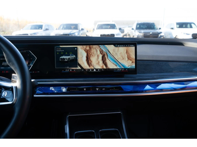 BMW 760 Swarovski* Mineral White Metallic - автомобили, коли, обяви за нови и употребявани 14