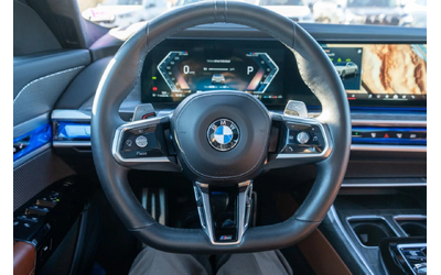 BMW 760 Swarovski* Mineral White Metallic - автомобили, коли, обяви за нови и употребявани 8