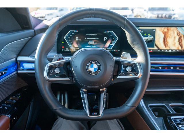 BMW 760 Swarovski* Mineral White Metallic - автомобили, коли, обяви за нови и употребявани 8