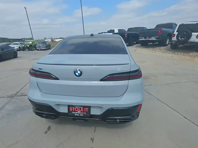 BMW 760 I / XDRIVE / FULL MAXX / - автомобили, коли, обяви за нови и употребявани 2
