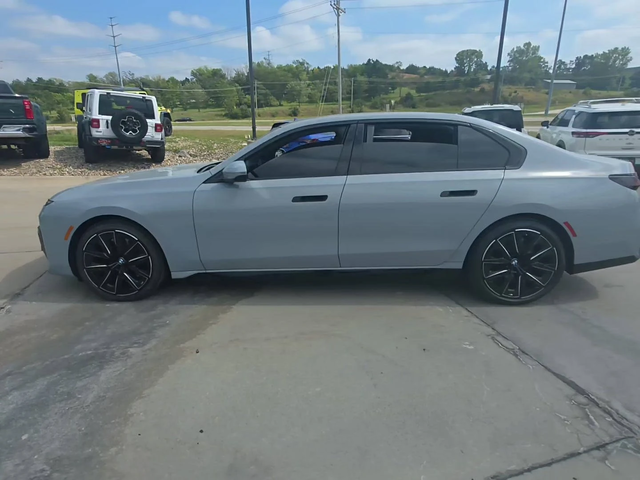 BMW 760 I / XDRIVE / FULL MAXX / - автомобили, коли, обяви за нови и употребявани 3