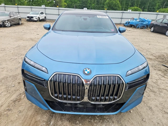 BMW 760 XDRIVE| BOWERS&WILKINS DIAMOND| CRYSTAL| HUD| MASS - автомобили, коли, обяви за нови и употребявани 1