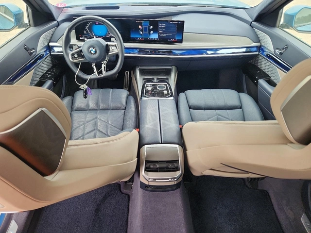 BMW 760 XDRIVE| BOWERS&WILKINS DIAMOND| CRYSTAL| HUD| MASS - автомобили, коли, обяви за нови и употребявани 7