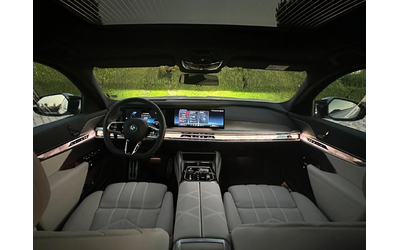 BMW 760 M760e / xDrive / AUTO DOOR/ TV THEATRE / M-SPORT PRO - автомобили, коли, обяви за нови и употребявани 10