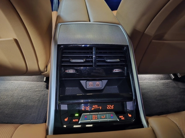 BMW 700 XDRIVE| GRAN COUPE| 360| ПОДГРЕВ| ОБДУХ| ПАНО| HUD - автомобили, коли, обяви за нови и употребявани 7