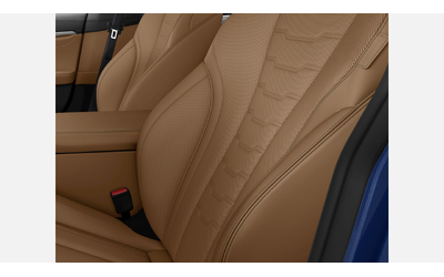 BMW 840d xDrive Gran Coupe - автомобили, коли, обяви за нови и употребявани 7