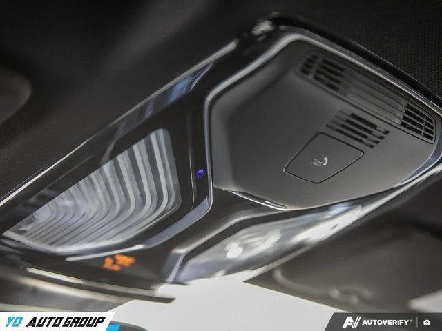 BMW 850 I * M-Package* * HeadUp* AвтоКредит* (ЦЕНА ДО БГ) - автомобили, коли, обяви за нови и употребявани 12