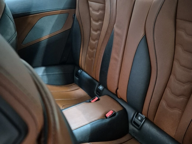 BMW 850 M850i xDRIVE / CARFAX - автомобили, коли, обяви за нови и употребявани 10