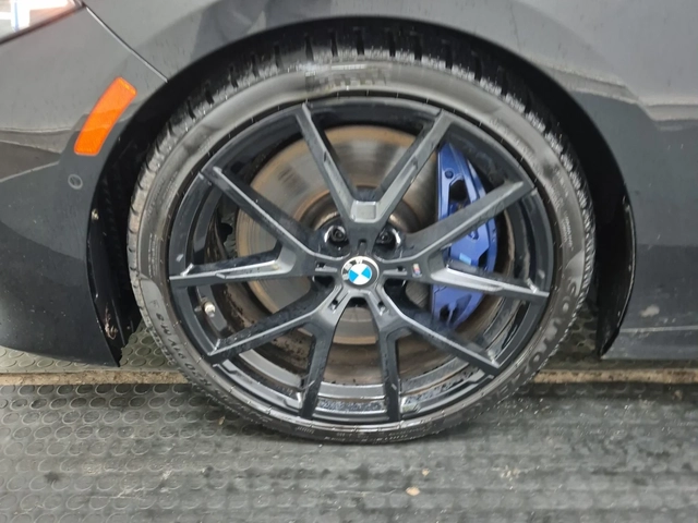 BMW 850 M850i xDRIVE / CARFAX - автомобили, коли, обяви за нови и употребявани 4
