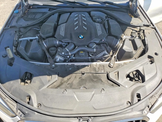 BMW 850 M850* XDRIVE* DISTRONIC* ПОДГРЕВ* ОБДУХВАНЕ* 360* - автомобили, коли, обяви за нови и употребявани 10