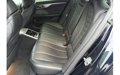 BMW 850i 850i xDrive M-Sport - автомобили, коли, обяви за нови и употребявани 7
