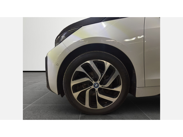BMW i3 120Ah - автомобили, коли, обяви за нови и употребявани 4
