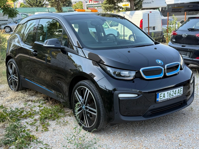 BMW i3 120AH/КАМЕРА/ТЕРМОПОМПА/ГАРАНЦИЯ/ГОЛЯМА НАВИГАЦИЯ - автомобили, коли, обяви за нови и употребявани 0