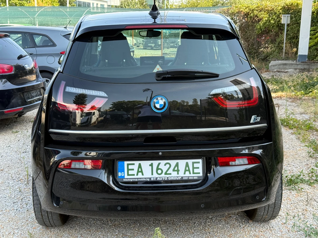 BMW i3 120AH/КАМЕРА/ТЕРМОПОМПА/ГАРАНЦИЯ/ГОЛЯМА НАВИГАЦИЯ - автомобили, коли, обяви за нови и употребявани 5