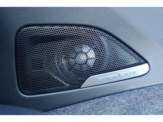 BMW i3 I3S* LED* 120AH* KEYLESS* HARMAN/KARDON* PANO* - автомобили, коли, обяви за нови и употребявани 14