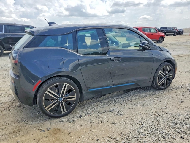 BMW i3 BEV RWD - автомобили, коли, обяви за нови и употребявани 3