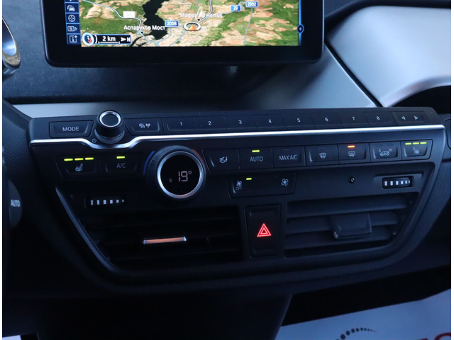 BMW I3 FullLed/Подгрев/PDC/Comfort/Cruise Control/ - автомобили, коли, обяви за нови и употребявани 10