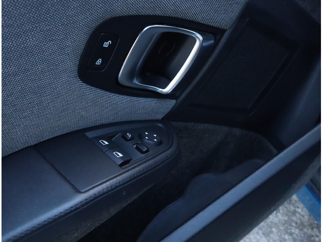 BMW I3 FullLed/Подгрев/PDC/Comfort/Cruise Control/ - автомобили, коли, обяви за нови и употребявани 12