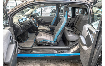 BMW I3 S/120ah/Adaptive LED/PDC/Подгрев/Камера/ - автомобили, коли, обяви за нови и употребявани 6