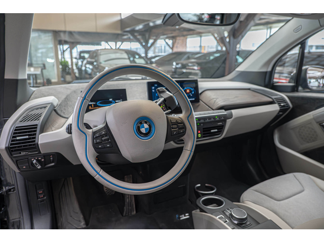 BMW i3 S/120ah/Adaptive LED/Подгрев/Exclusive/ - автомобили, коли, обяви за нови и употребявани 8