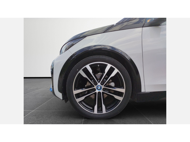 BMW i3s 120Ah - автомобили, коли, обяви за нови и употребявани 4